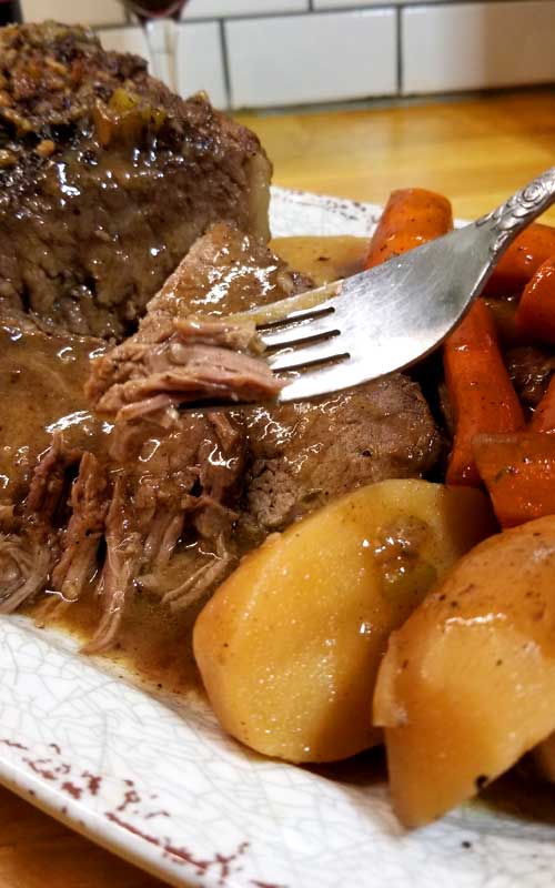 Fancy Yankee Pot Roast – Crock Pot – Sparkles of Yum