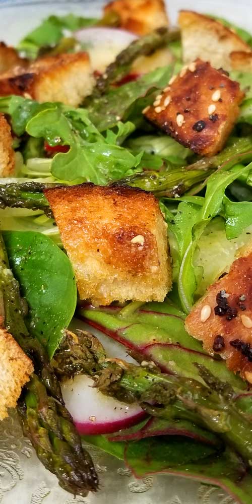 What better way to get your dark leafy greens than in an awesome, fresh from the garden, summer, Panzanella Salad with "Everything" Garlic Bread and a zesty Lemon Dijon Dressing. It was deee-lish!