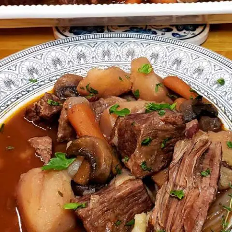 Instant Pot Beef Bourguignon