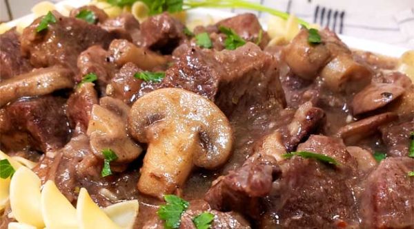 The Best Most Tender Flavorful Fall Apart Garlic Butter Beef Tips And 