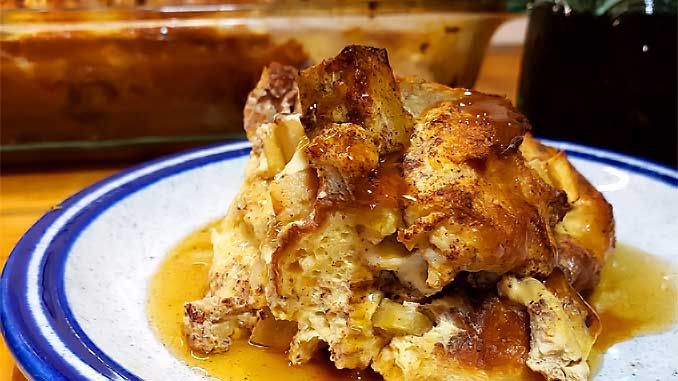 Planning a fall brunch? This Caramel Apple French Toast Casserole would definitely be the star before you go out to the pumpkin patch, a fall hayride, or a long drive to see the autumn leaves with the family.