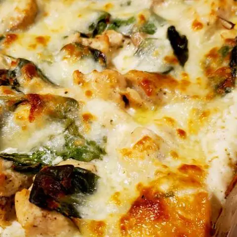 Extra Creamy Chicken Alfredo Lasagna