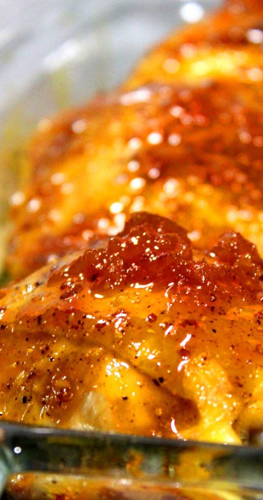 This Cajun Apricot Glazed Chicken is so juicy and full of some jazzy Cajun flavor. It's also a little bit sassy, a little bit saucy, a little bit spicy. You get what I'm say'n.