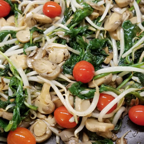 Sauteed Spinach and Mushrooms Asian-Style