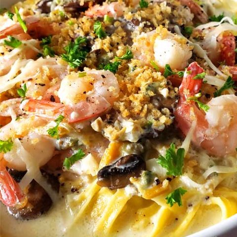 Seafood Alfredo Fettuccine – Italian Tutto Mare