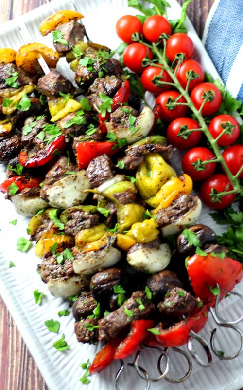 Italian Steak Kabobs with Roasted Garlic Basting Sauce - Sparkles of Yum